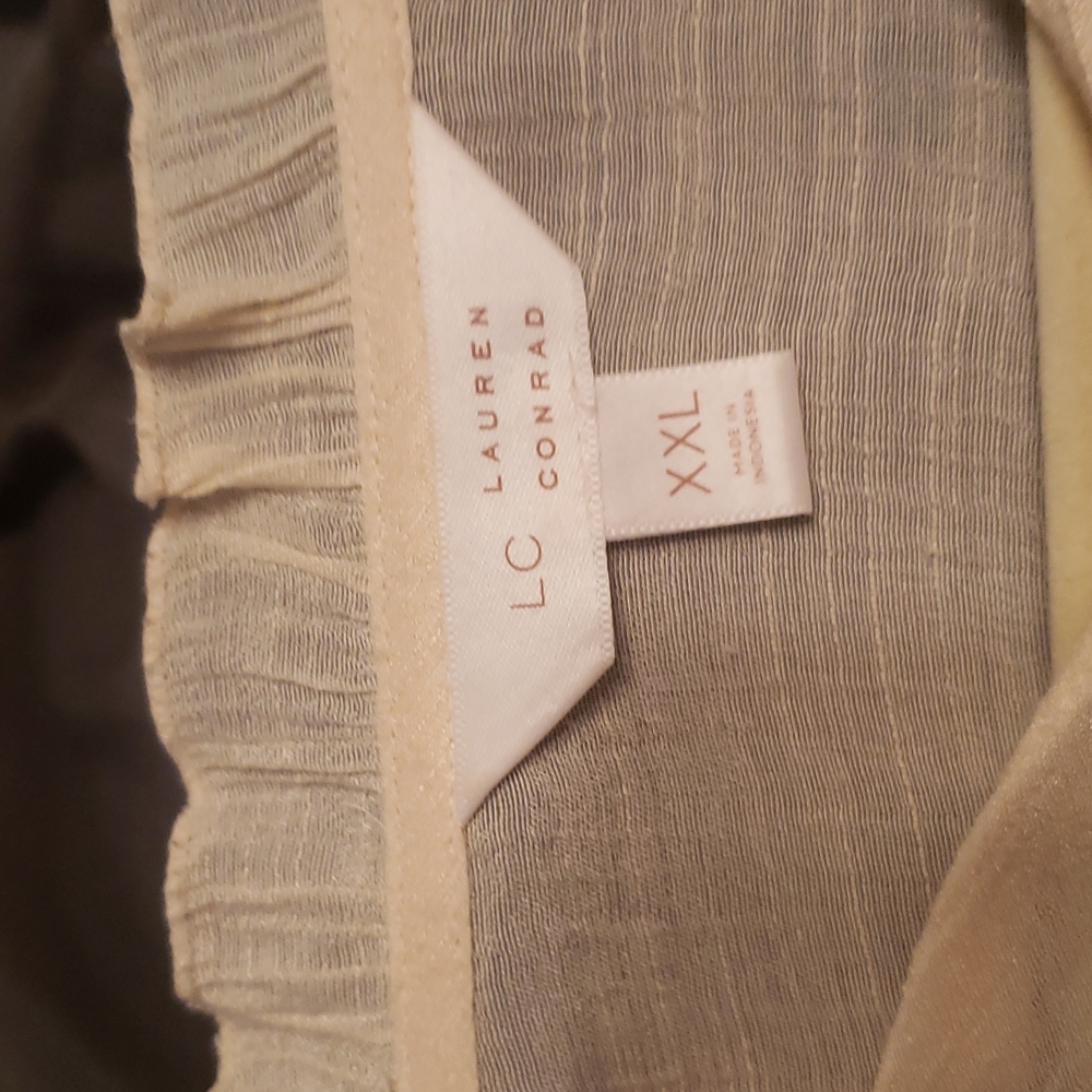 Lauren Conrad top size XXL - Picture 5 of 5